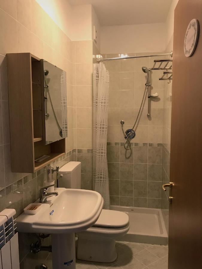 "Coccole Nel Borgo" 2Min To Outlet Apartment With Terrace Serravalle Scrivia Kültér fotó